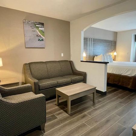 Best Western Roanoke Inn & Suites Zewnętrze zdjęcie