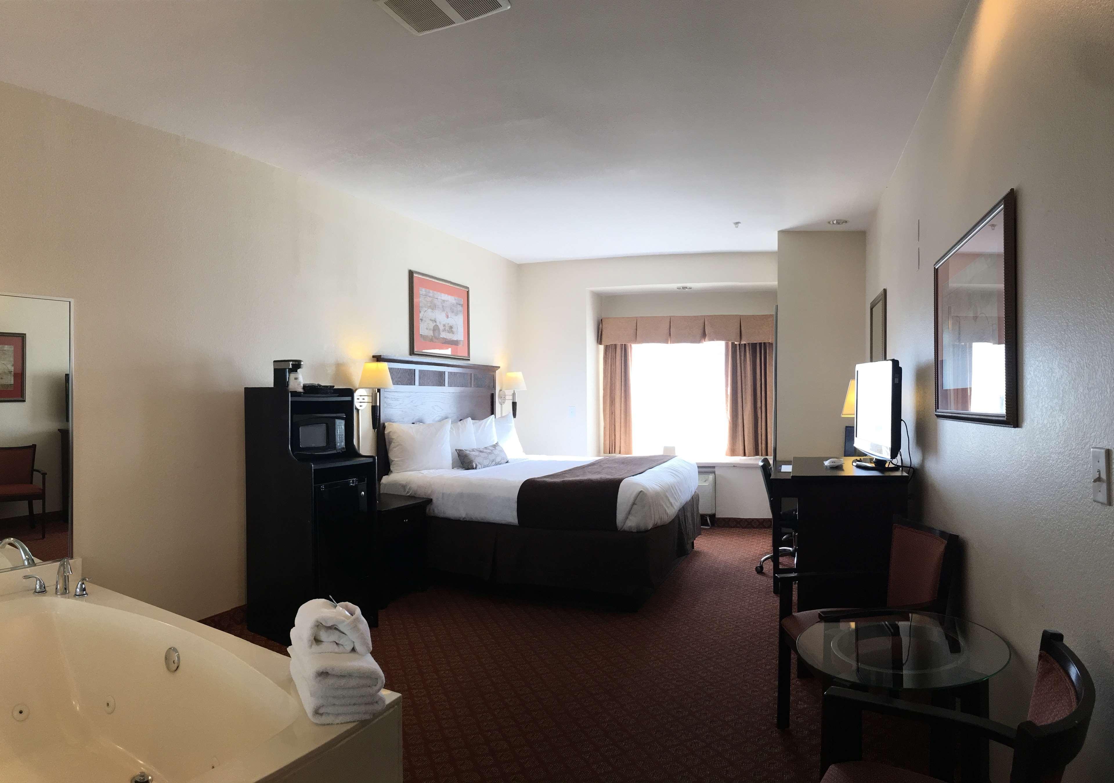 Best Western Roanoke Inn & Suites Zewnętrze zdjęcie