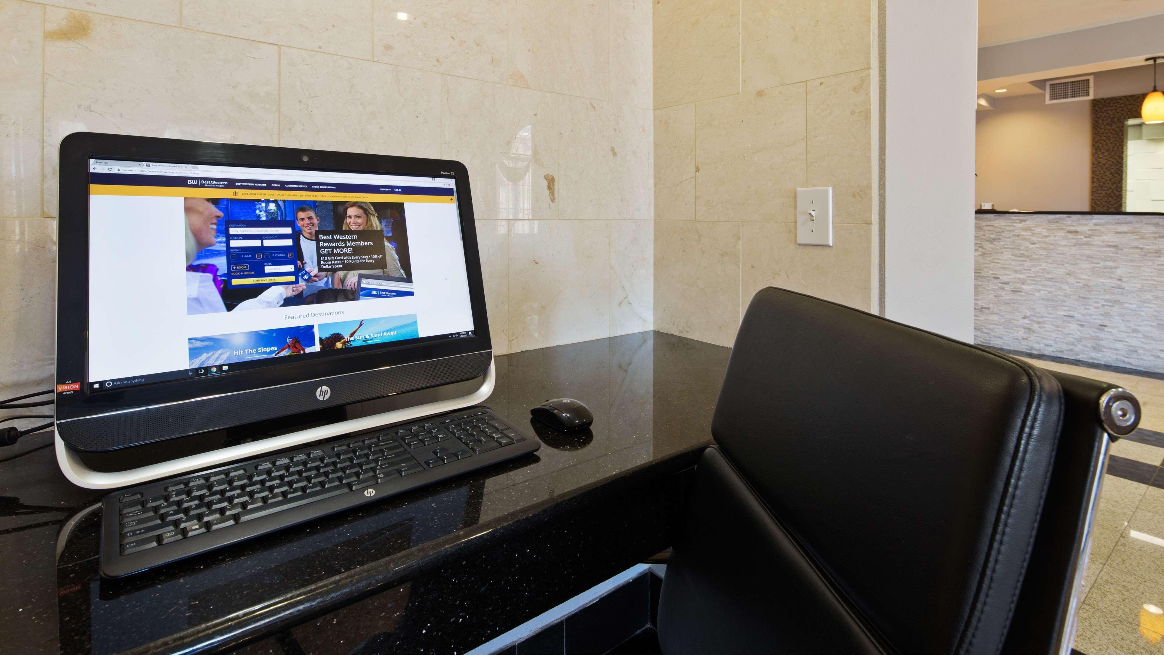 Best Western Roanoke Inn & Suites Zewnętrze zdjęcie