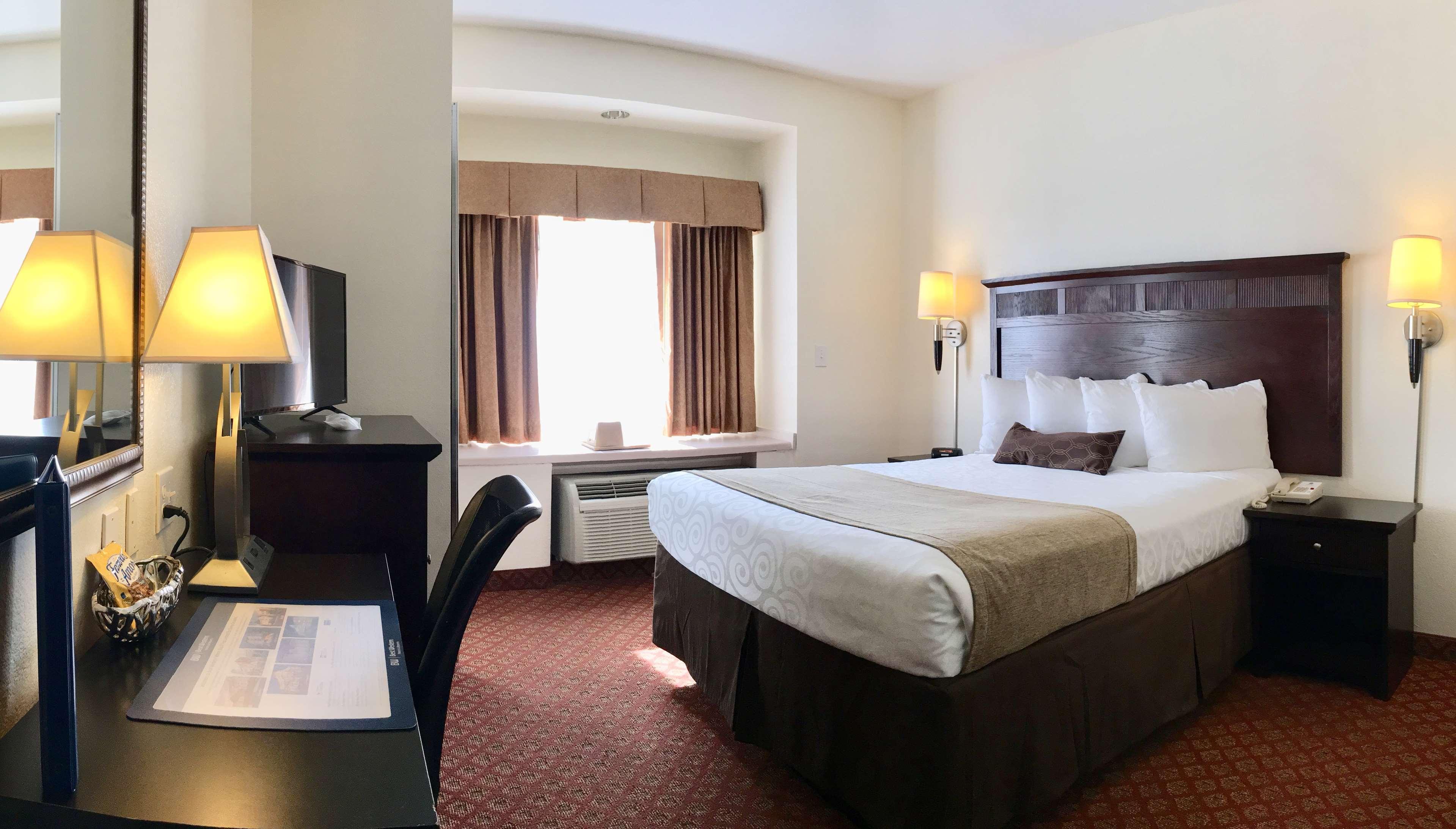 Best Western Roanoke Inn & Suites Zewnętrze zdjęcie