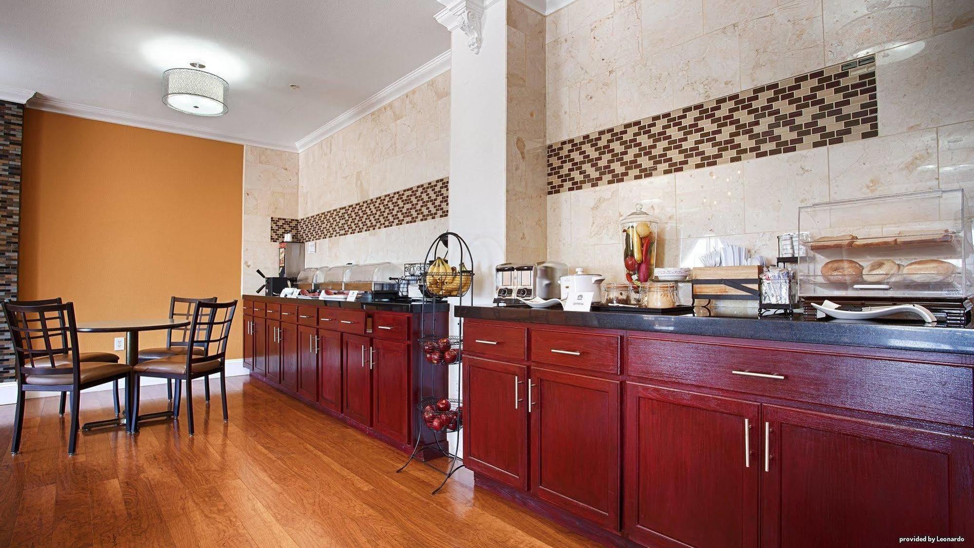 Best Western Roanoke Inn & Suites Zewnętrze zdjęcie