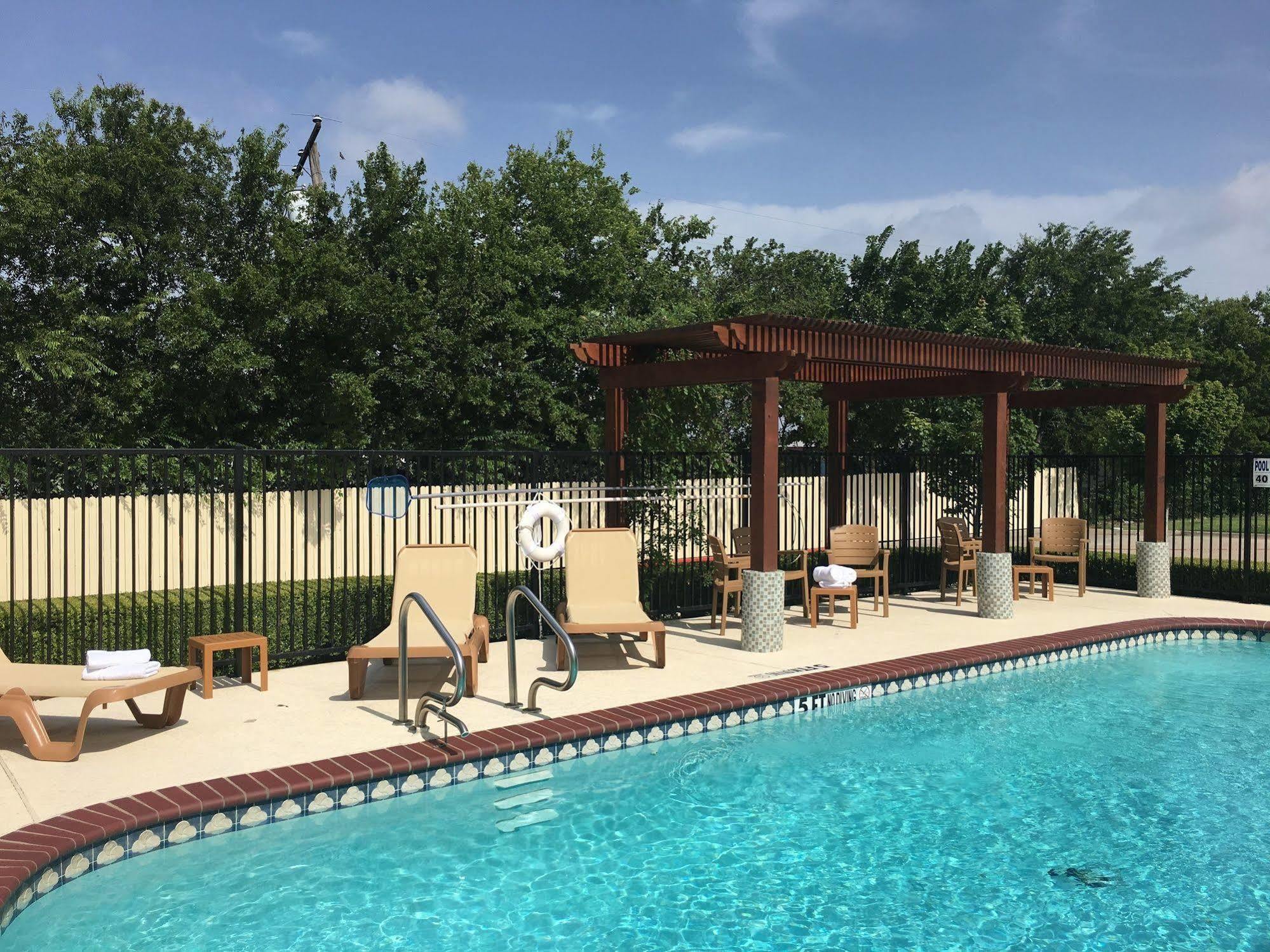 Best Western Roanoke Inn & Suites Zewnętrze zdjęcie
