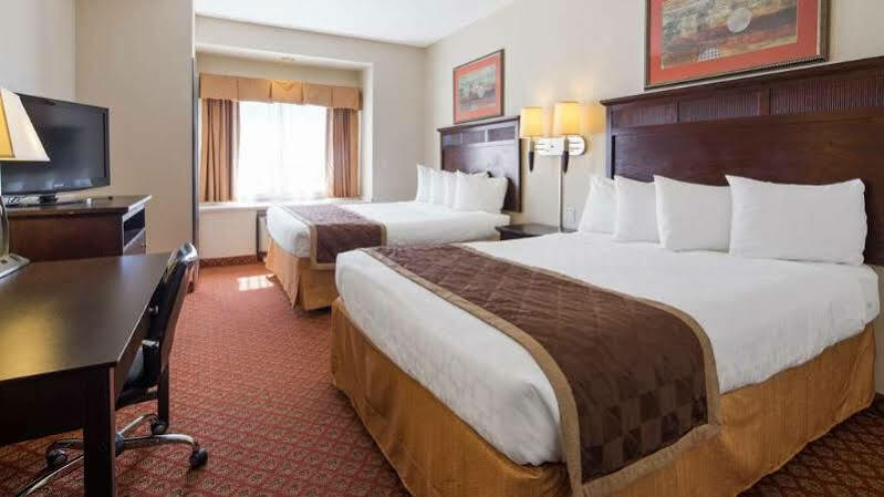 Best Western Roanoke Inn & Suites Zewnętrze zdjęcie